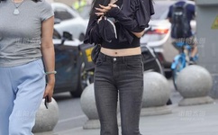 博主侮辱女学生被拘10日